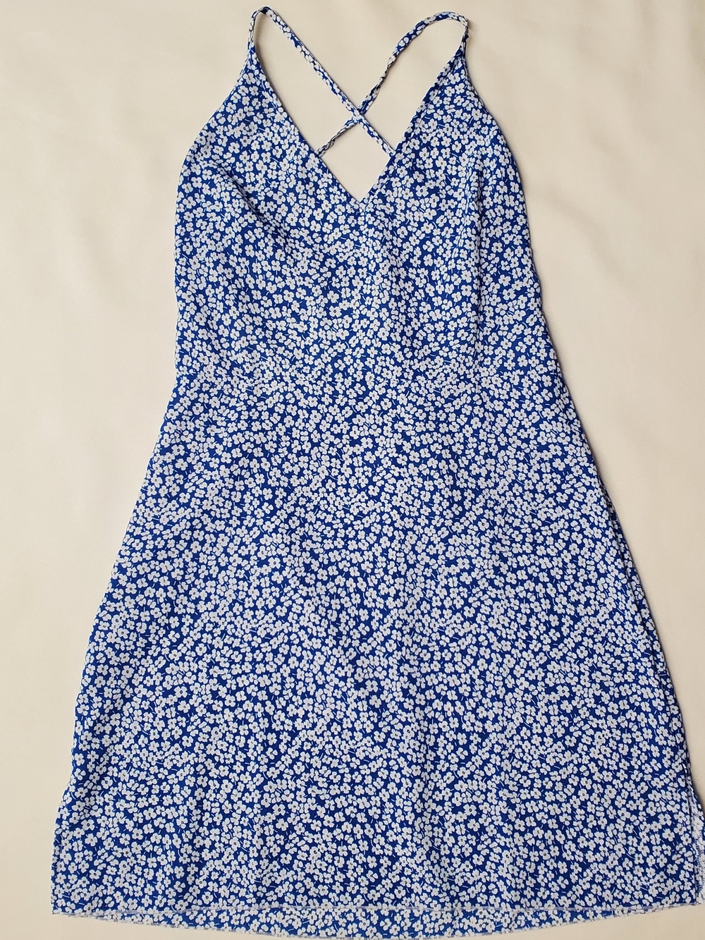 NWOT SHEIN M (6) Blue Ditsy Floral Strappy Back Mini Dress